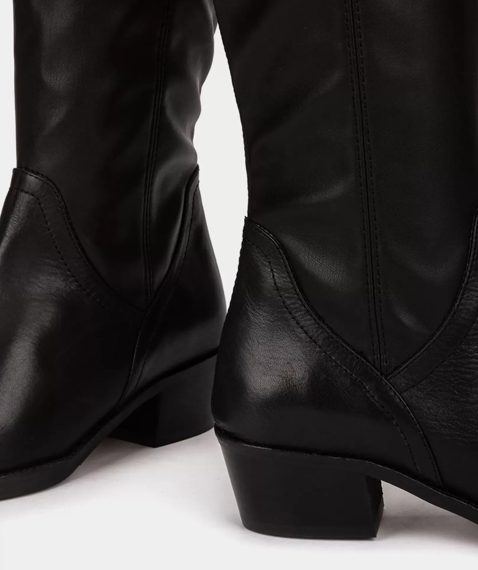 Chaussure Pedro Miralles Botte En Cuir Vegetalien De Couleur Noire Supreme Strech Negro