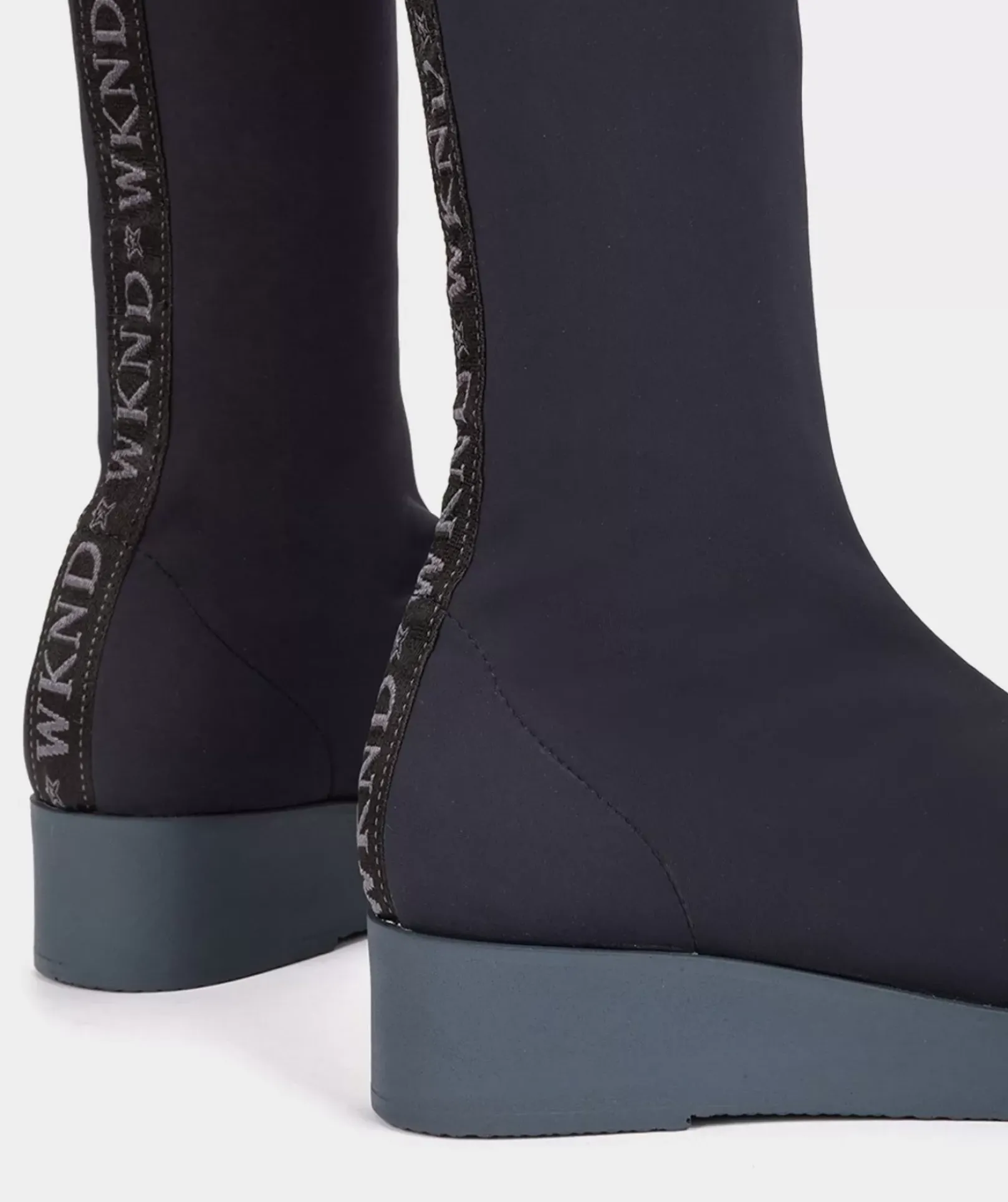 Chaussure Pedro Miralles Bottes Hautes En Tissu Extensible De Couleur Bleu Marine Amstel Pacifico