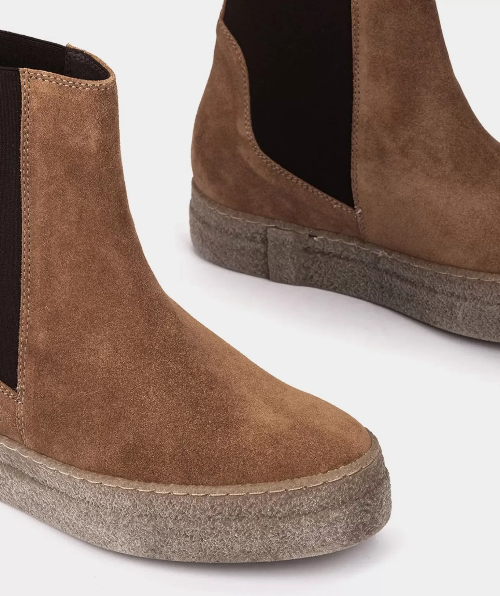 Chaussure Pedro Miralles Bottines A Semelle Compensee Avec Plateforme En Croute De Cuir Marron Velour Birra