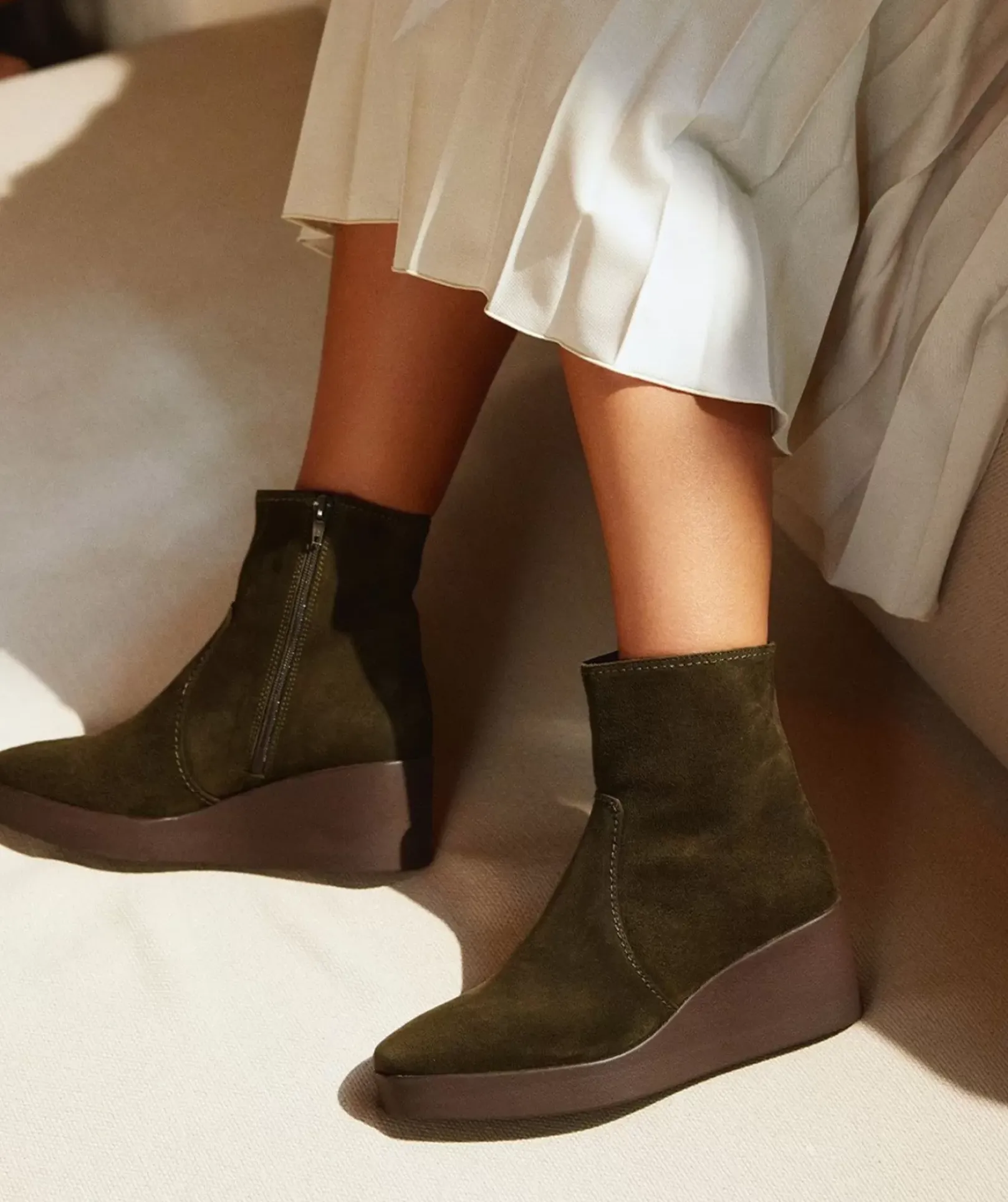 Chaussure Pedro Miralles Bottines A Semelle Compensee Et Plateforme En Croute De Cuir Verte Velour Thime