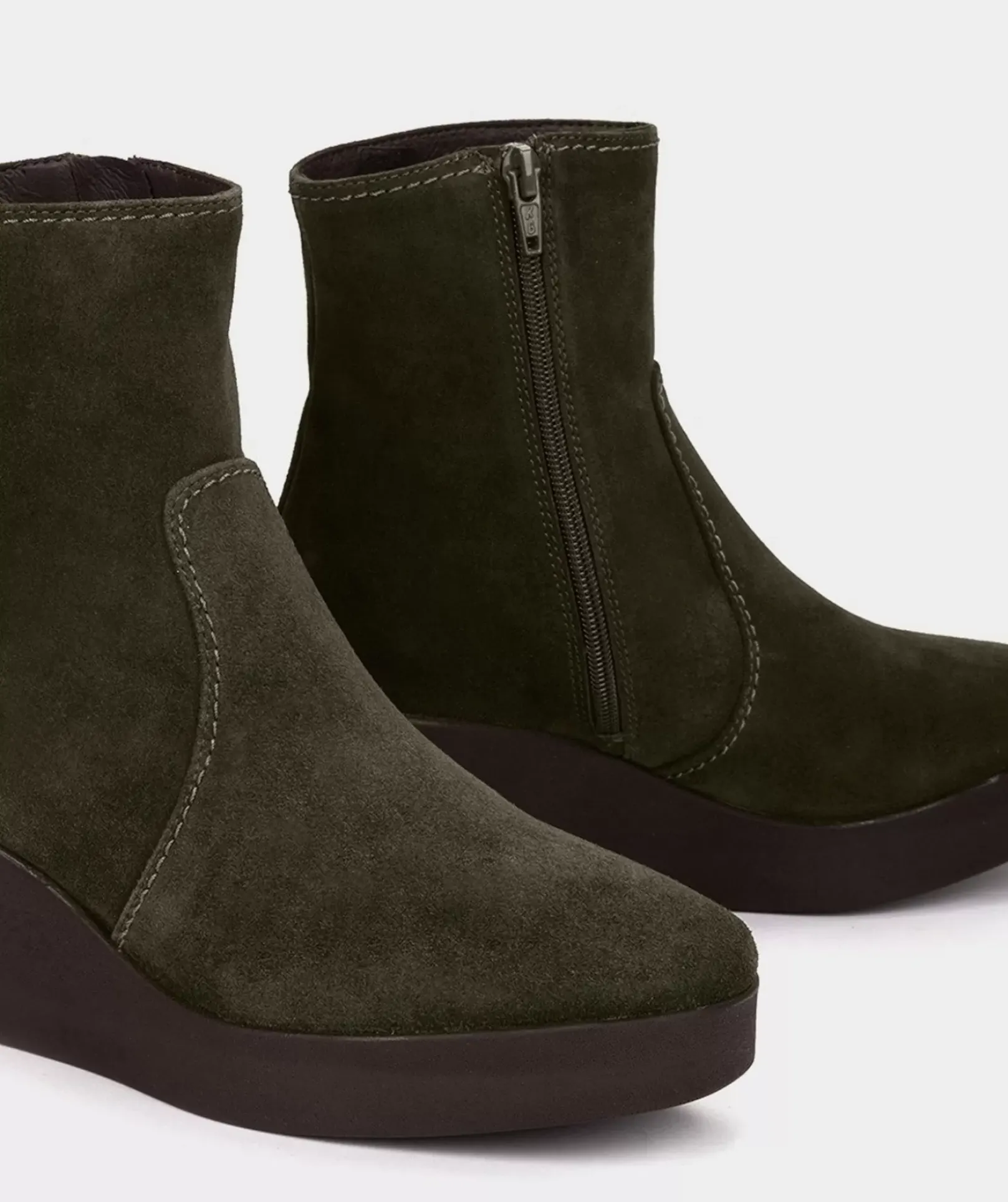Chaussure Pedro Miralles Bottines A Semelle Compensee Et Plateforme En Croute De Cuir Verte Velour Thime