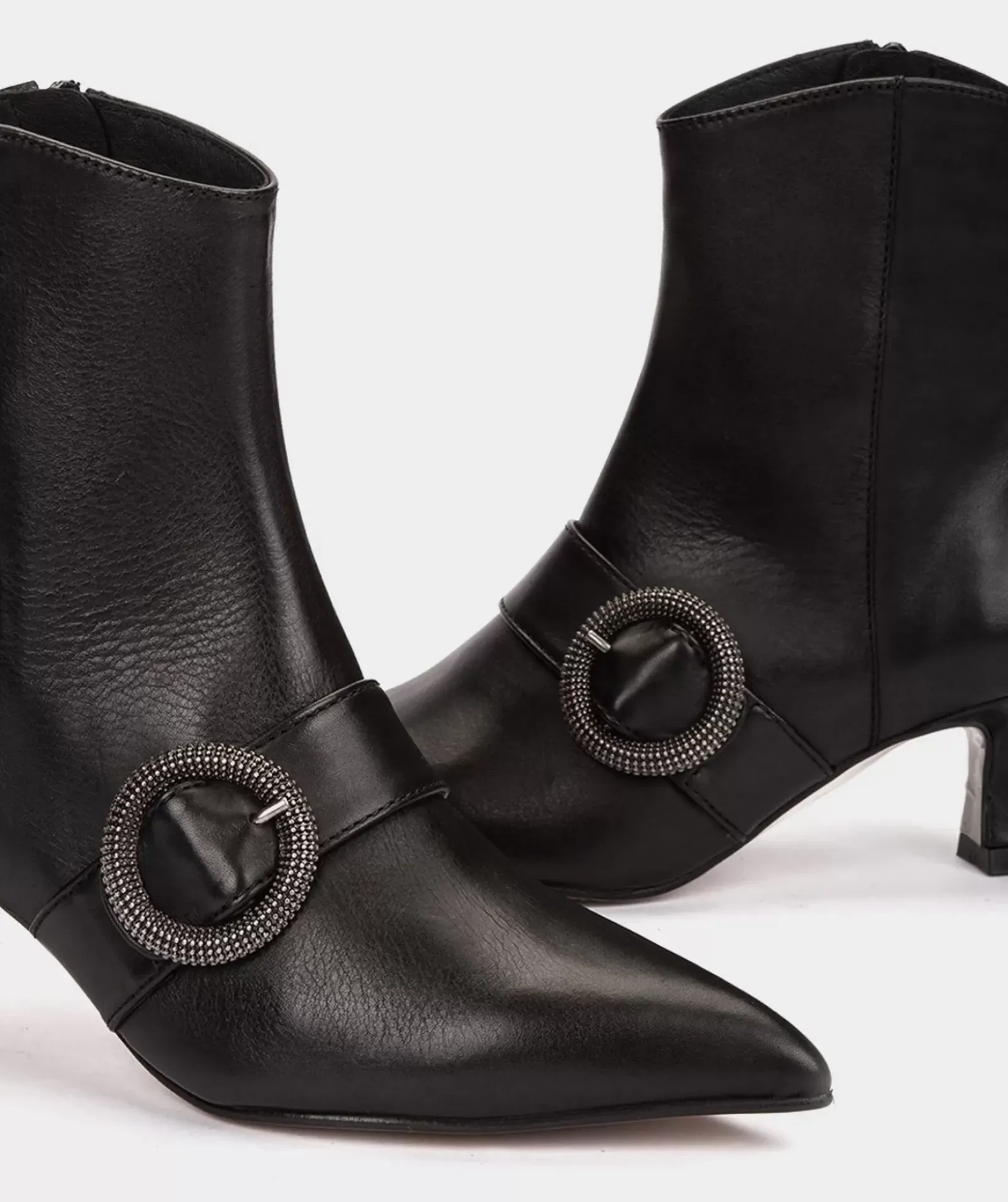 Chaussure Pedro Miralles Bottines A Talons En Cuir Noir Seta Negro