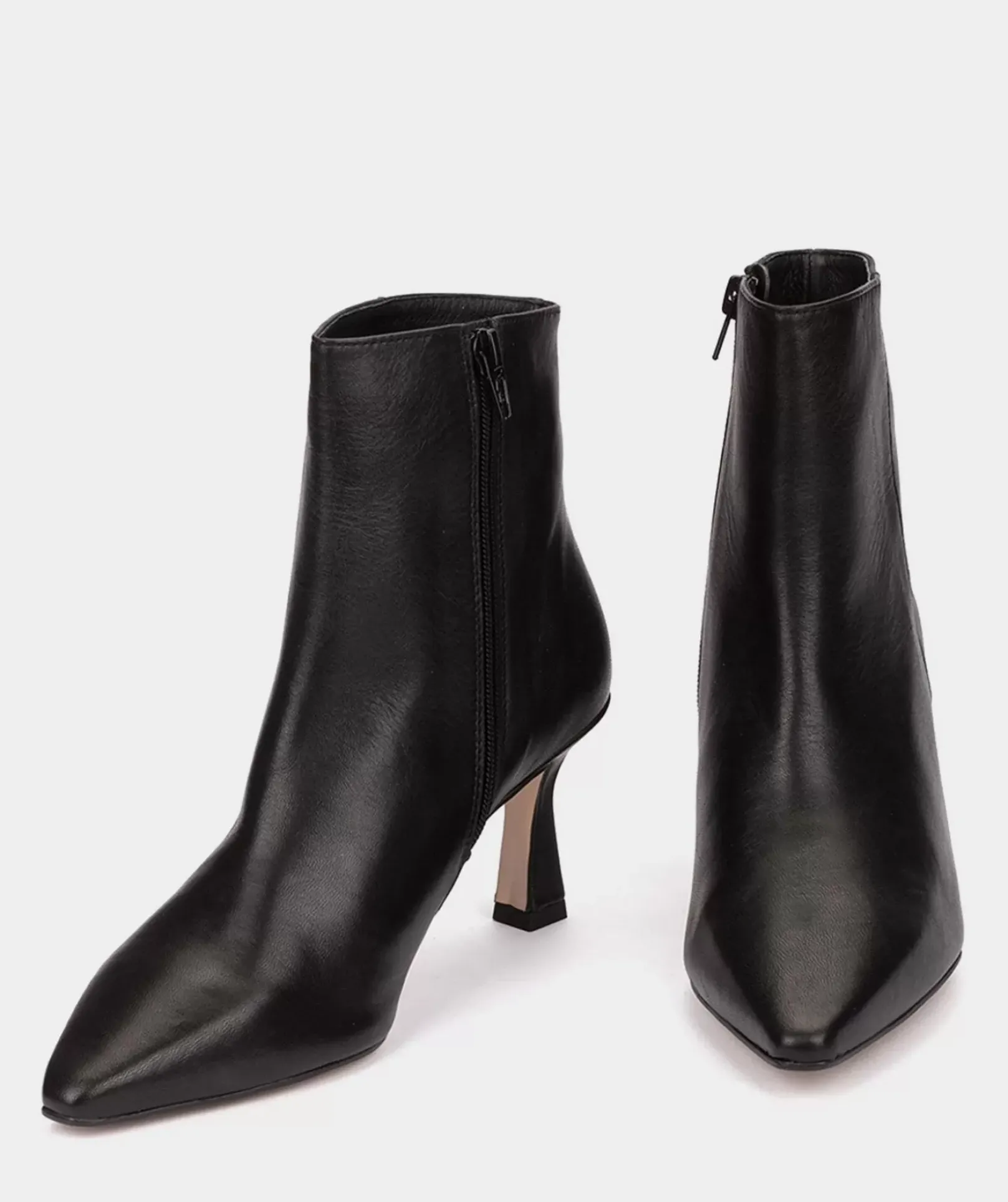 Chaussure Pedro Miralles Bottines A Talons Et Bout Pointu, Confectionnees En Cuir Beige Seta Arena