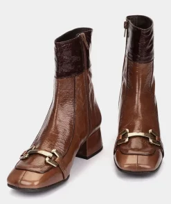 Chaussure Pedro Miralles Bottines En Cuir Verni De Couleur Cuir Avec Passepoils Contrastes Venice Polisandro