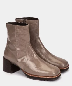 Chaussure Pedro Miralles Bottines En Cuir Verni De Couleur Bleu Noir Venice Peltro