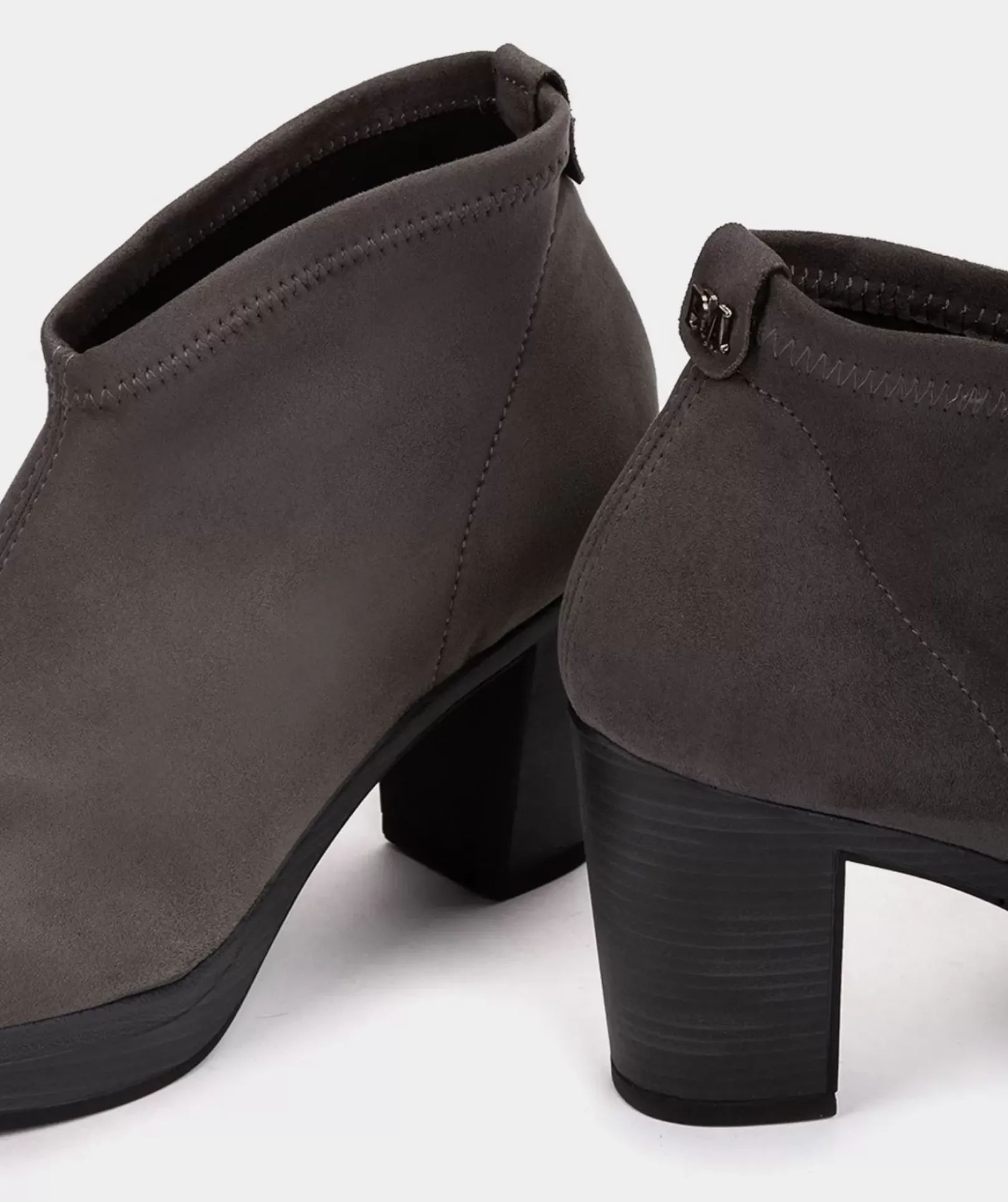Chaussure Pedro Miralles Bottines Grises En Cuir Vegan Elastique Effet Daim Ante Strech Asfalto