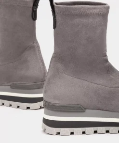 Chaussure Pedro Miralles Bottines Sporitves En Cuir Elastique. Ante Strech Gris
