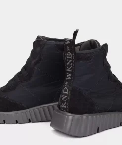Chaussure Pedro Miralles Bottines Sportives En Croute De Cuir Et Tissu De Couleur Bleu Marine Meme Marino