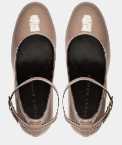 Chaussure Pedro Miralles Chaussures A Talons Avec Plateforme En Cuir Verni De Couleur Nude Reflex Nude