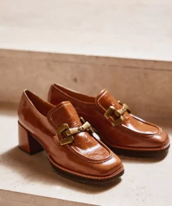 Chaussure Pedro Miralles Chaussures A Talons En Cuir Verni De Couleur Cuir Venice Polisandro