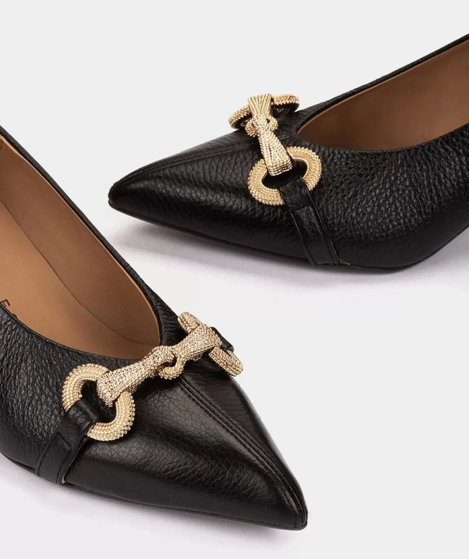 Chaussure Pedro Miralles Escarpins En Cuir Noir A Talons Pointus Nucleo Negro