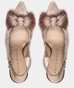 Chaussure Pedro Miralles Talons En Velours Dans La Couleur Des Cheveux. Velvet Nude
