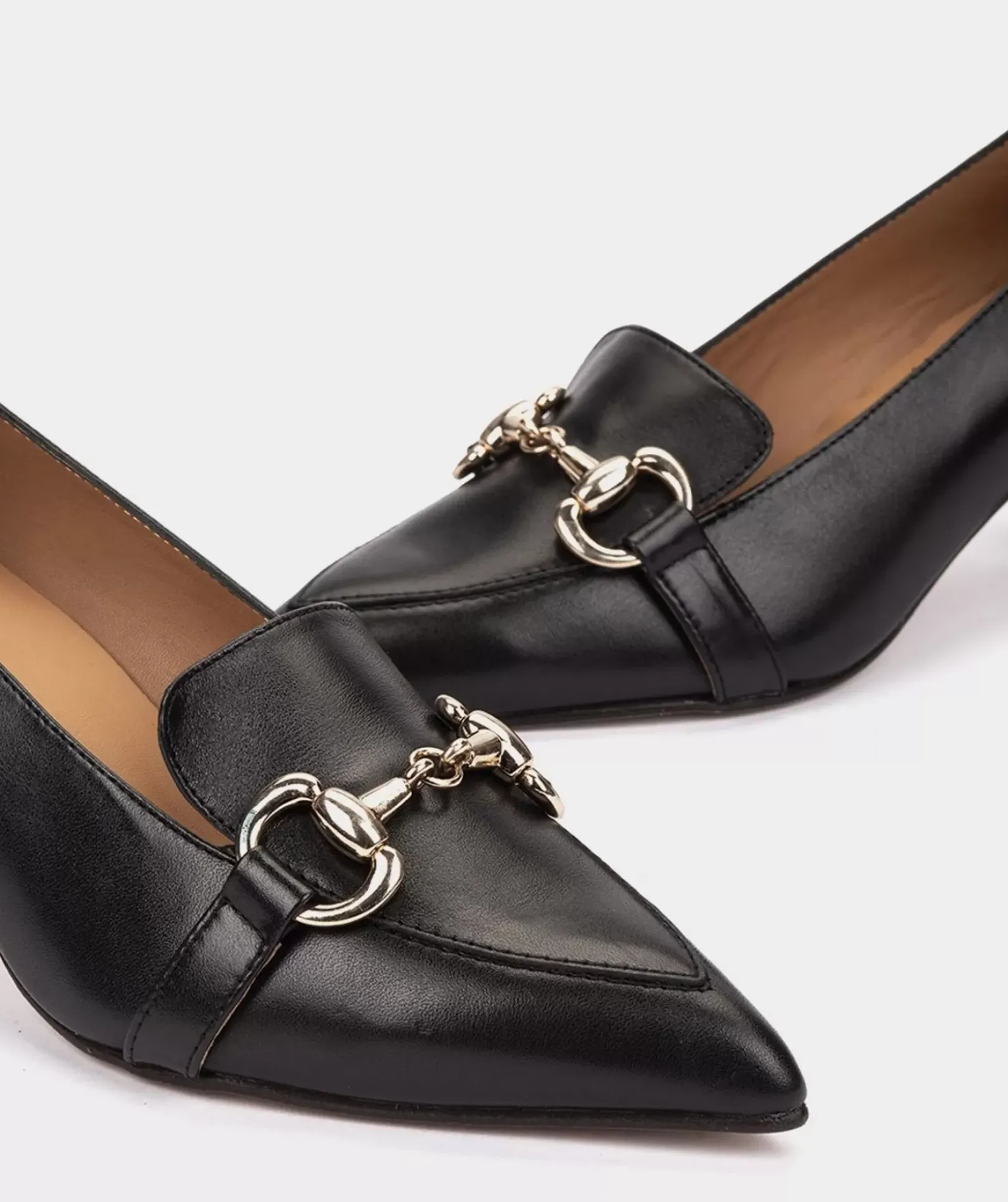 Chaussure Pedro Miralles Talons Hauts En Cuir De Couleur Bleu Marine Seta Navy