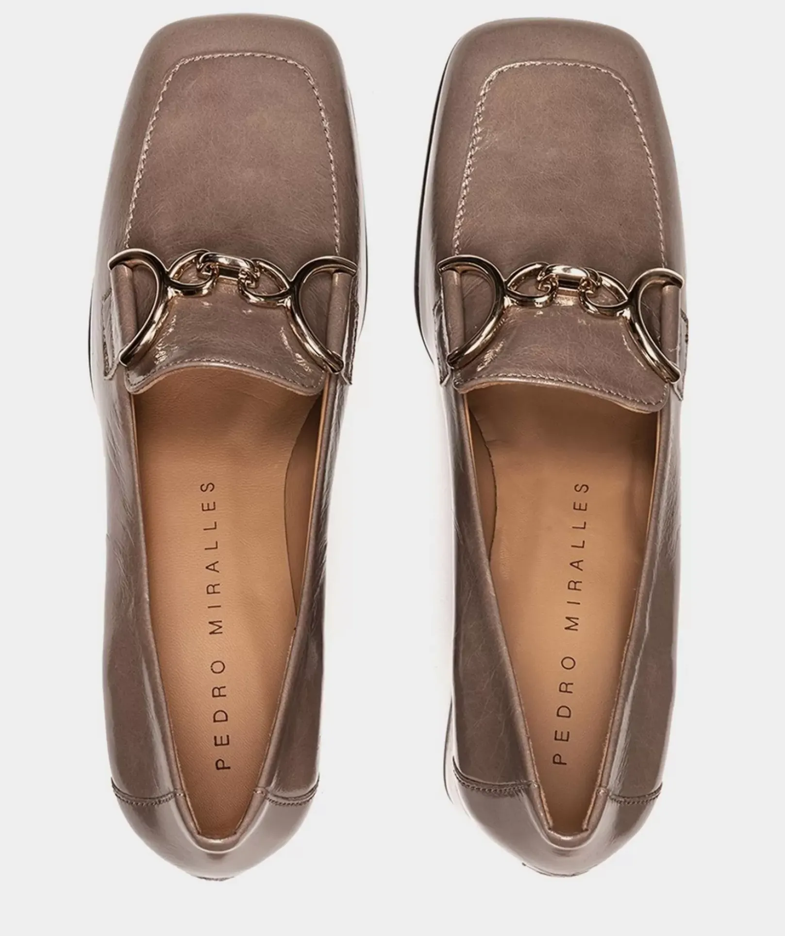 Chaussure Pedro Miralles Talons Hauts En Cuir Verni De Couleur Taupe Venice Peltro